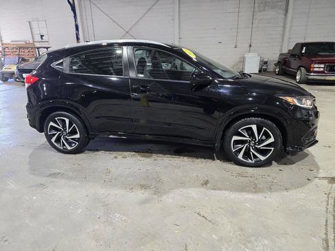 Used 2019 Honda HR-V Sport image 14