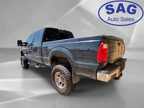 Used 2011 Ford F250 XLT w/ XLT Appearance Pkg AWD/4WD image 4