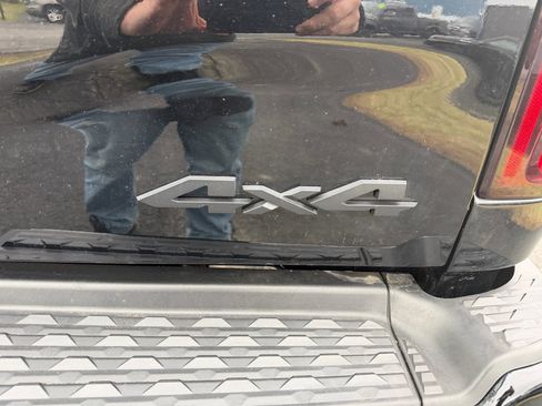 Used 2021 RAM 2500 Laramie image 19