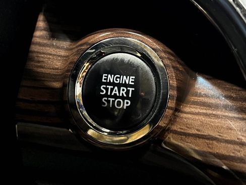 Used 2015 Toyota Avalon XLE Premium FWD image 22