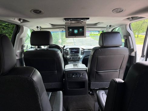 Used 2017 Chevrolet Suburban Premier AWD/4WD image 31