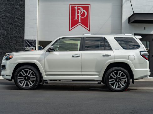 Used 2020 Toyota 4Runner Limited AWD/4WD image 52