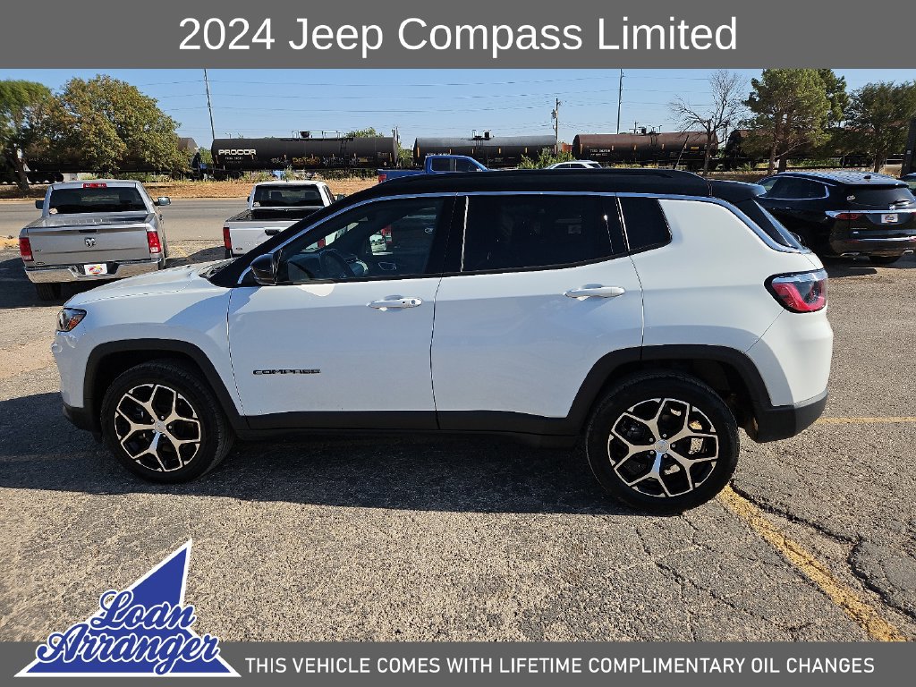 Used 2024 Jeep Compass Limited AWD/4WD image 7