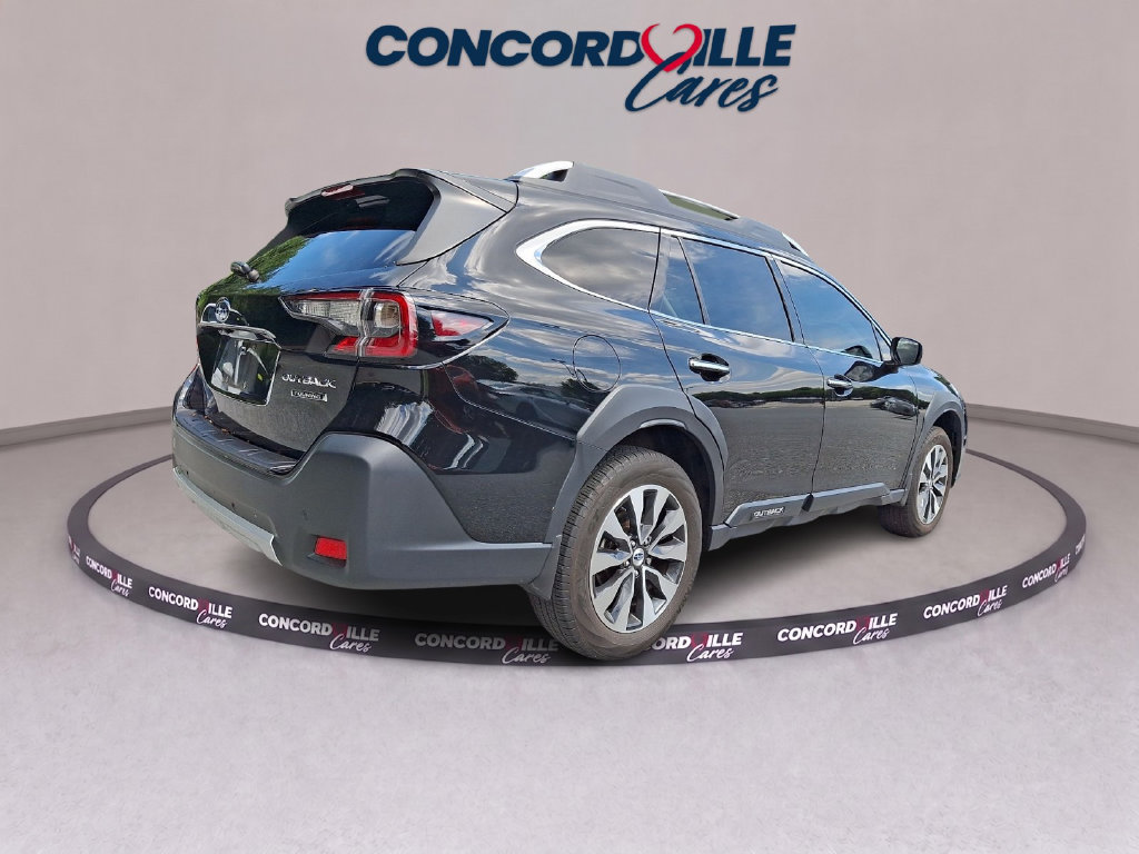 Certified 2024 Subaru Outback Touring AWD/4WD image 7