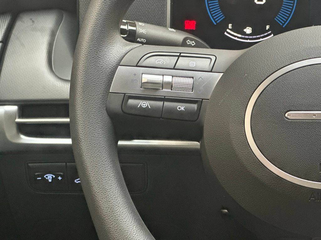 New 2027 Hyundai Santa Cruz SE FWD image 17