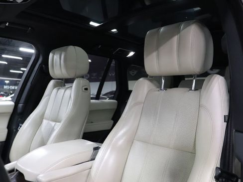 Used 2016 Land Rover Range Rover Supercharged image 11
