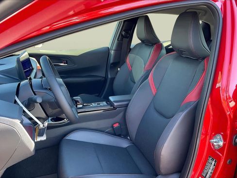 New 2026 Toyota Camry SE image 9