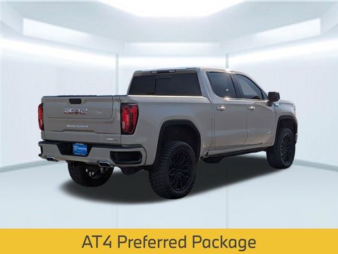 Used 2022 GMC Sierra 1500 AT4 w/ AT4 Preferred Package AWD/4WD image 6