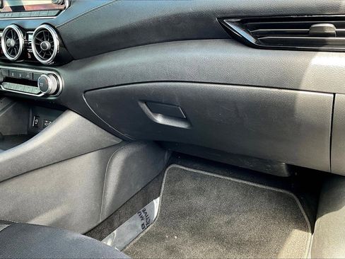 Used 2024 Nissan Sentra SV FWD image 26