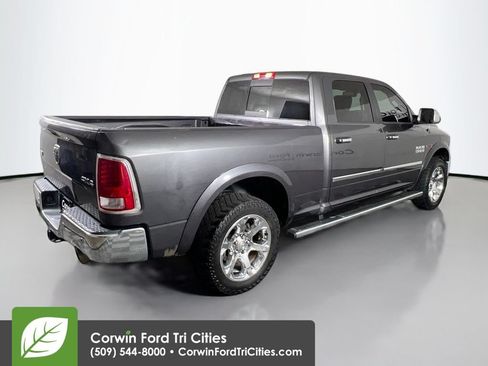 Used 2016 RAM 1500 Laramie w/ Convenience Group AWD/4WD image 14