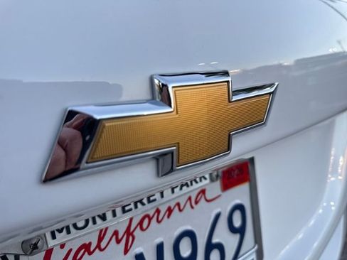 Certified 2022 Chevrolet Equinox LS image 29