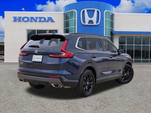 Used 2025 Honda CR-V Sport image 3