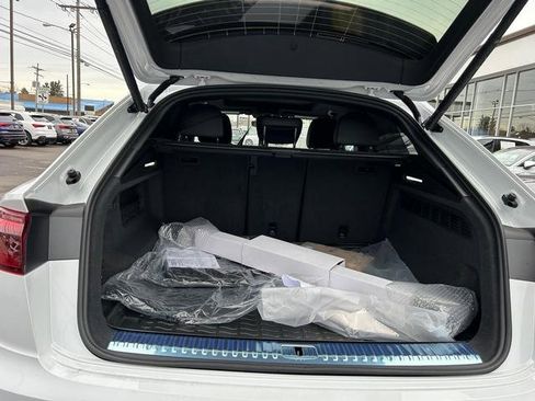 New 2026 Audi Q8 Premium Plus image 21
