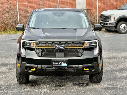 New 2026 Ford Maverick Tremor image 9