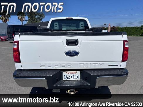 Used 2014 Ford F250 XL w/ XL Appearance Package AWD/4WD image 5