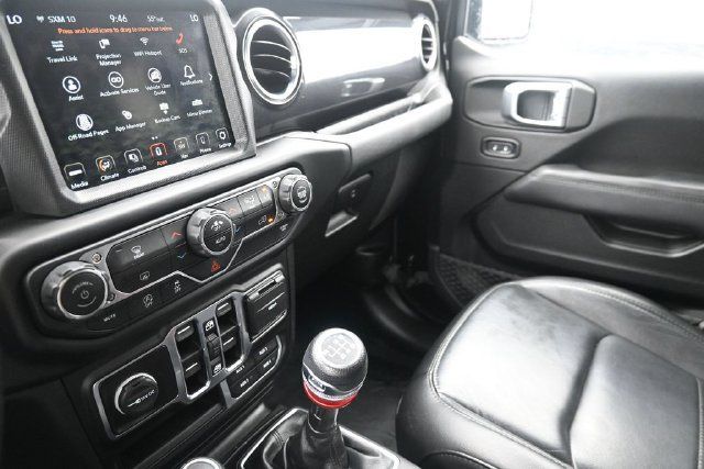 Used 2020 Jeep Wrangler Unlimited Sahara AWD/4WD image 21
