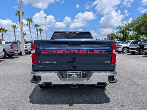 Certified 2019 Chevrolet Silverado 1500 LTZ w/ LTZ Premium Package AWD/4WD image 33