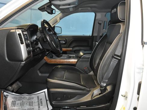 Used 2018 Chevrolet Silverado 1500 High Country image 7