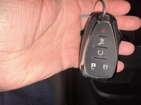 Used 2019 Chevrolet Equinox LT image 17