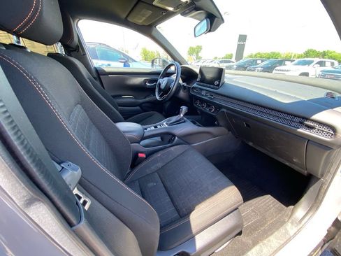 Used 2024 Honda HR-V Sport image 27