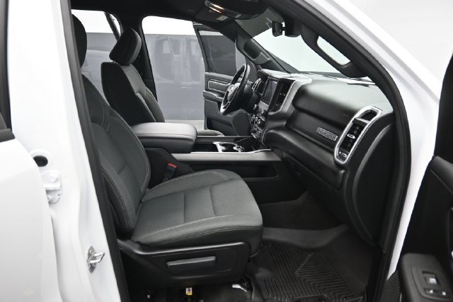 Used 2022 RAM 1500 Big Horn AWD/4WD image 29