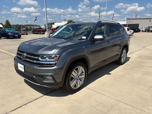 Used 2019 Volkswagen Atlas SE FWD image 4