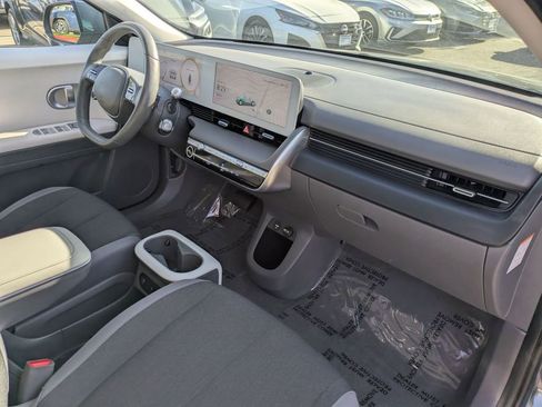 Certified 2024 Hyundai Ioniq 5 SEL RWD image 30