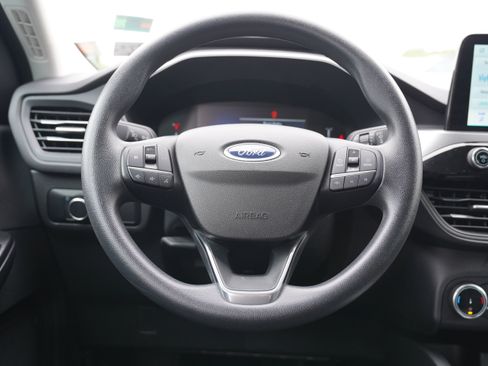 Used 2025 Ford Escape Active AWD/4WD image 17