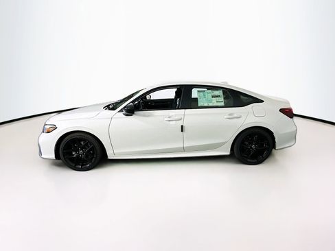 Used 2025 Honda Civic Sport image 3