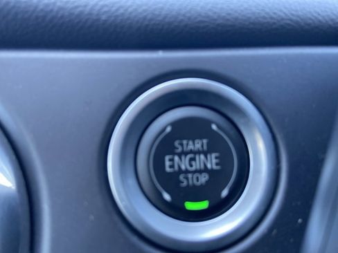 Used 2025 Chevrolet Blazer LT FWD image 42