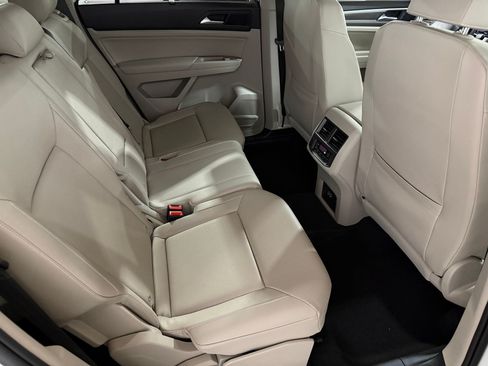 Used 2021 Volkswagen Atlas SEL FWD image 45