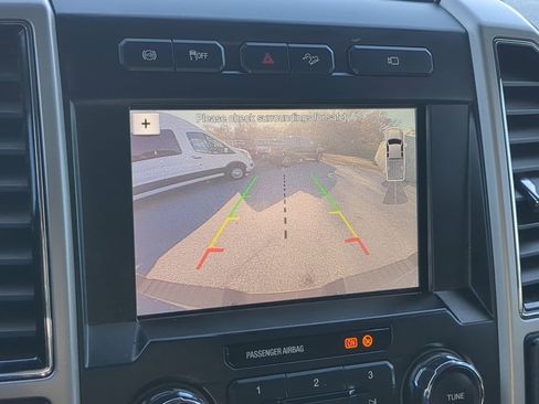 Certified 2019 Ford F250 Lariat w/ Lariat Value Package image 18