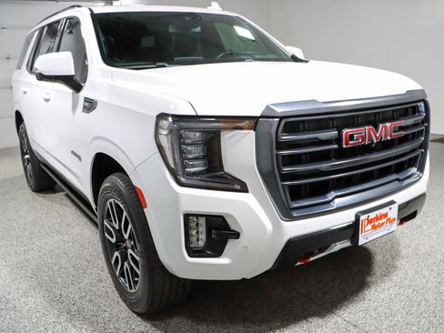 Used 2023 GMC Yukon AT4 w/ AT4 Premium Plus Package AWD/4WD image 5