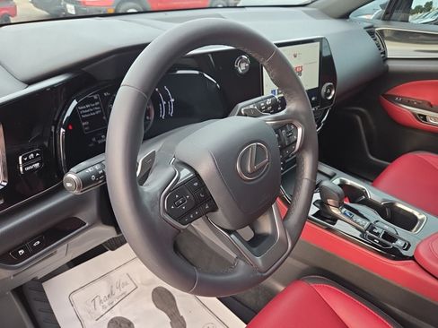 Used 2023 Lexus NX 250 FWD image 25