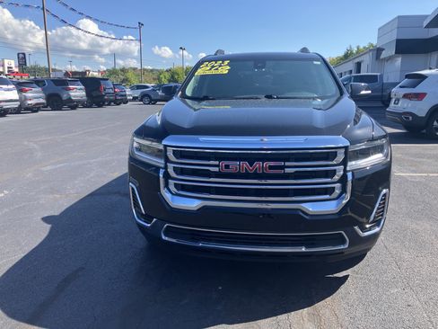 Used 2023 GMC Acadia SLE w/ Driver Convenience Package image 9