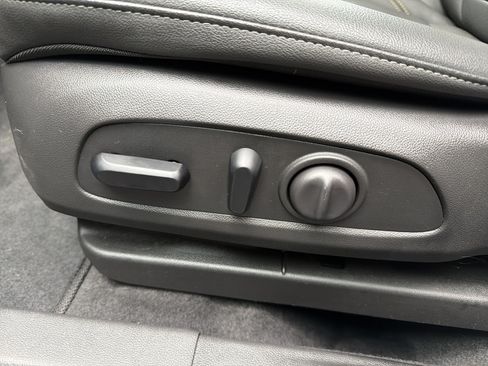 Used 2024 Chevrolet Trax ACTIV w/ Sunroof Package FWD image 10