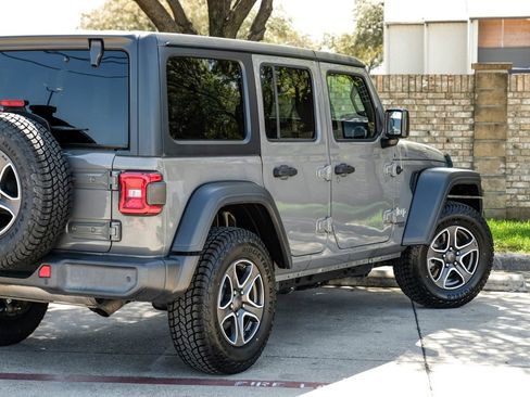 Used 2020 Jeep Wrangler Unlimited Sport S image 17