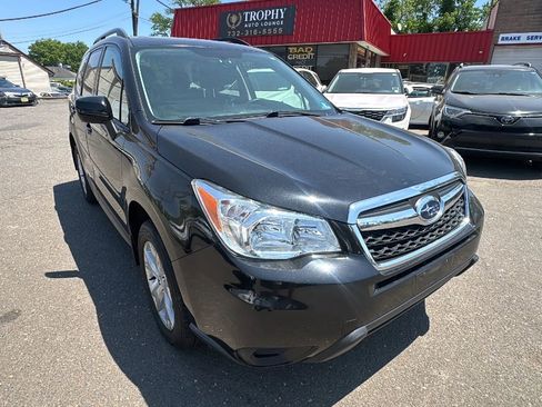 Used 2016 Subaru Forester 2.5i Premium AWD/4WD image 3