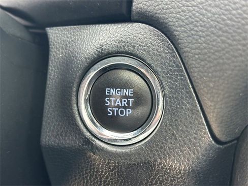 Used 2020 Toyota RAV4 XLE Premium image 24