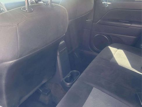 Used 2013 Jeep Compass Latitude AWD/4WD image 15