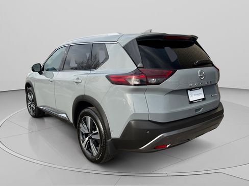 Used 2023 Nissan Rogue SL w/ SL Premium Package AWD/4WD image 3