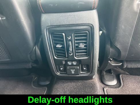 Used 2016 Jeep Grand Cherokee Limited 75th Anniversary AWD/4WD image 30