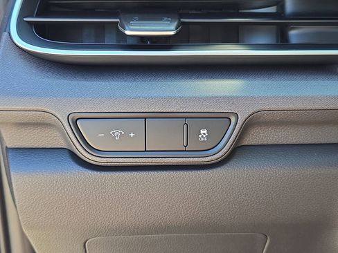 New 2026 Kia Carnival SX FWD image 30