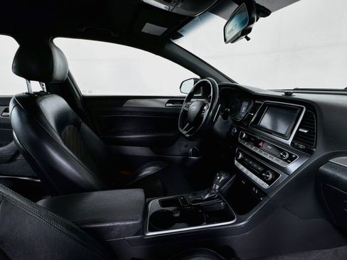 Used 2018 Hyundai Sonata Sport FWD image 27