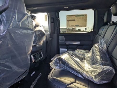 New 2026 Ford F450 Platinum w/ FX4 Off-Road Package image 12