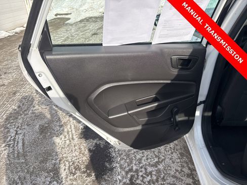 Used 2016 Ford Fiesta S image 10