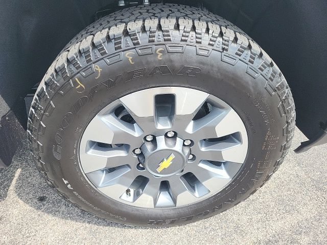 New 2026 Chevrolet Silverado 2500 Custom w/ Custom Value Package AWD/4WD image 6