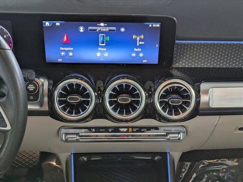 Certified 2025 Mercedes-Benz GLB 250 image 17