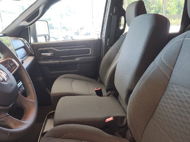 Used 2025 RAM 2500 Big Horn AWD/4WD image 39