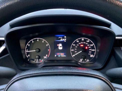 Used 2025 Toyota Corolla LE FWD image 25